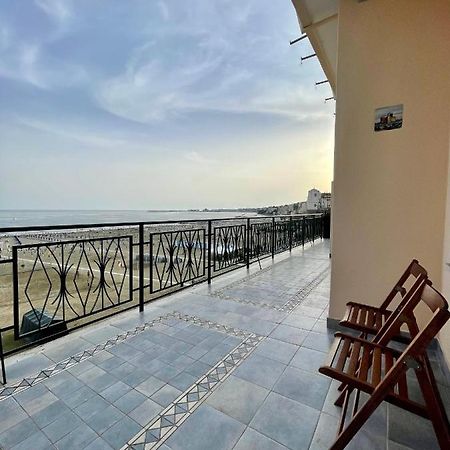Newhouse Victoria - Sea View Apartment Nettuno Luaran gambar