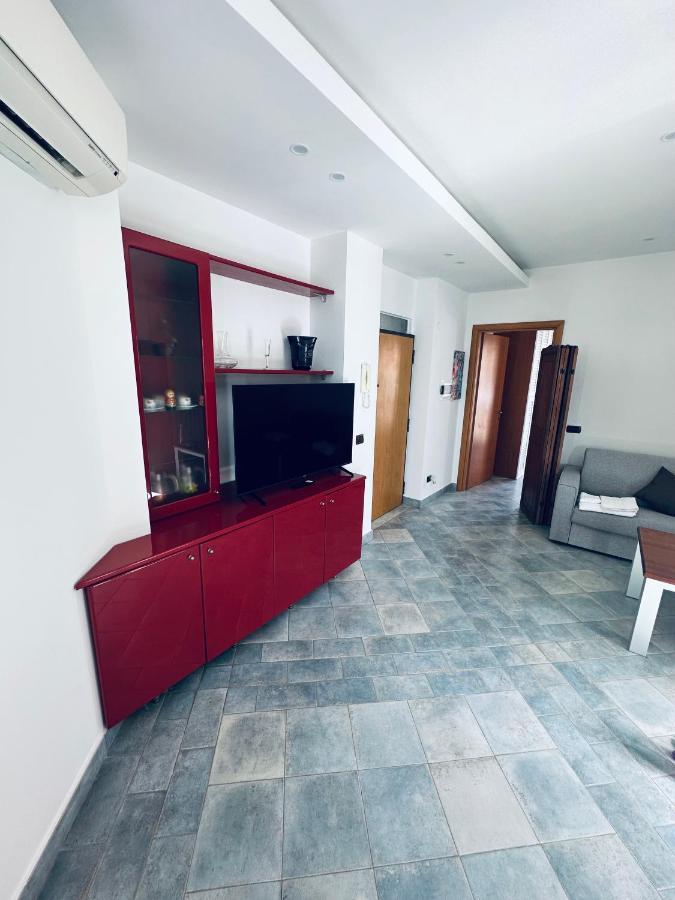 Newhouse Victoria - Sea View Apartment Nettuno Luaran gambar